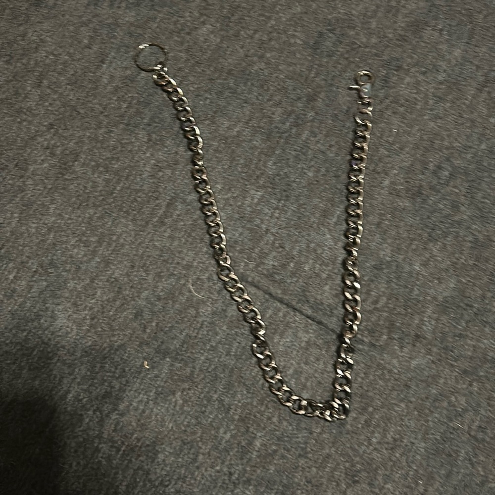 a chain i got at hot topic